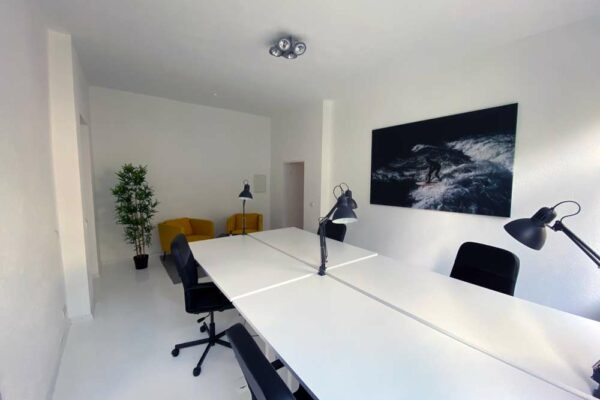 coworking-space-muenchen-white-surfer2